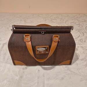 JM New York "Clothes It All" Doctor Style Brown w Tan Leather Tote